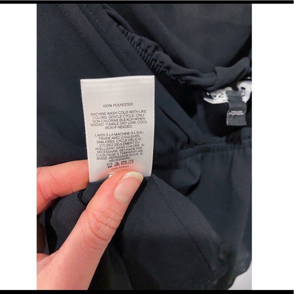 Express Shear Blouse - Picture 6 of 7